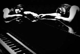 2.-Sobre-el-piano
